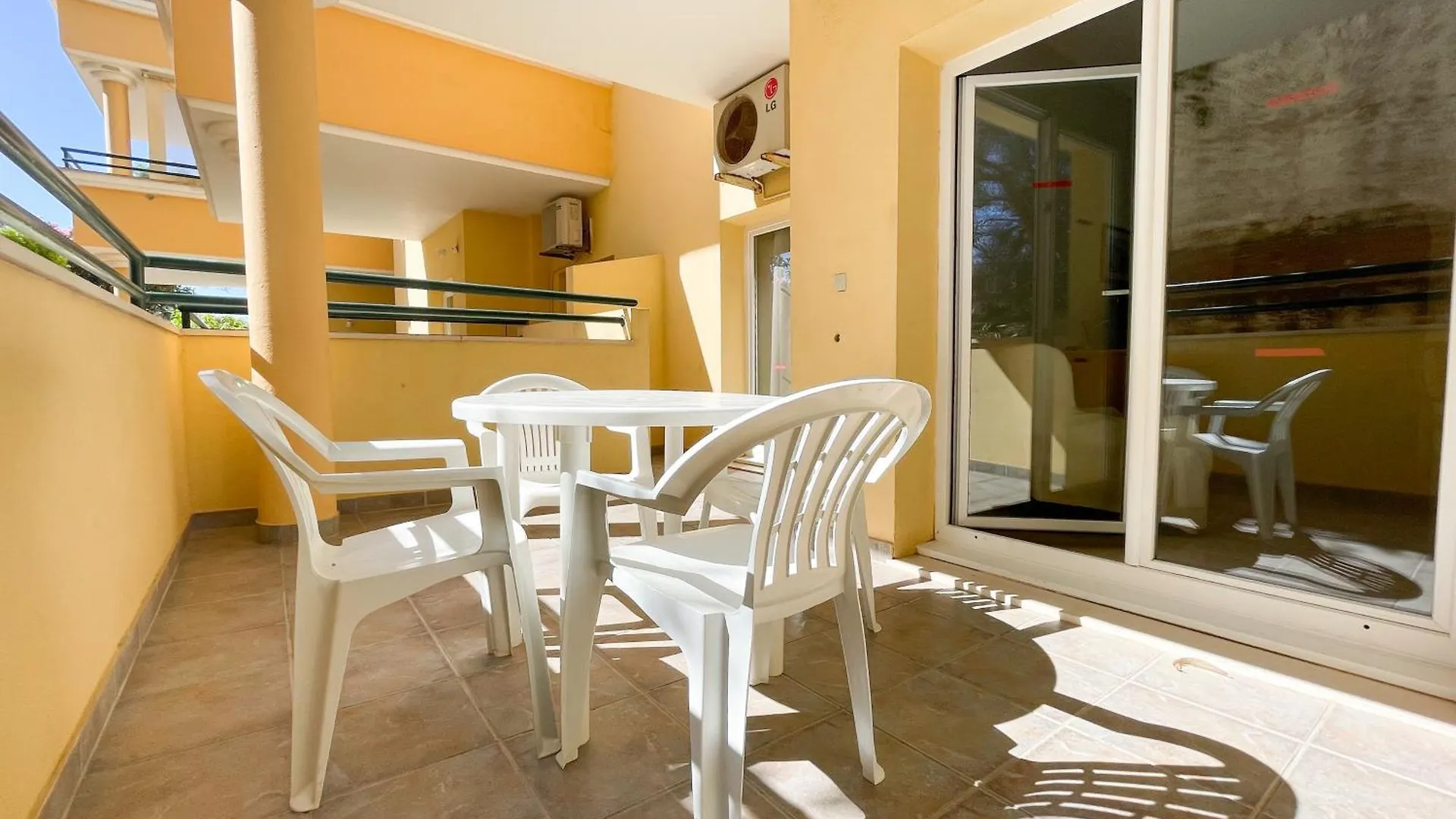 Apartamento T1 110, Praia Do Vau - Terracos Do Vau بورتيماو 0*,